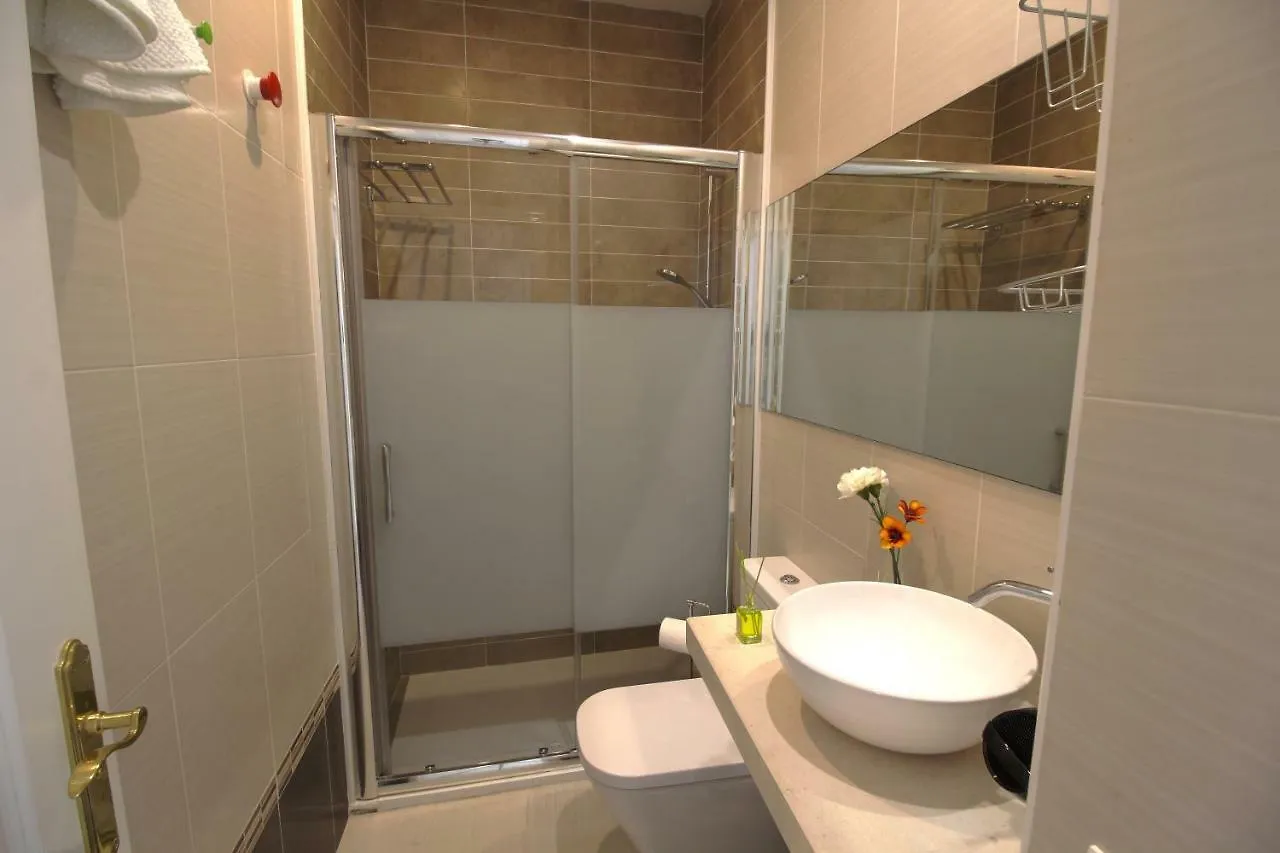 Apartamentos Romero Luna Malaga